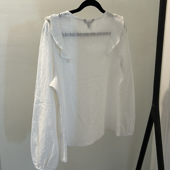White Blouse RW&CO - Picture 4 of 6